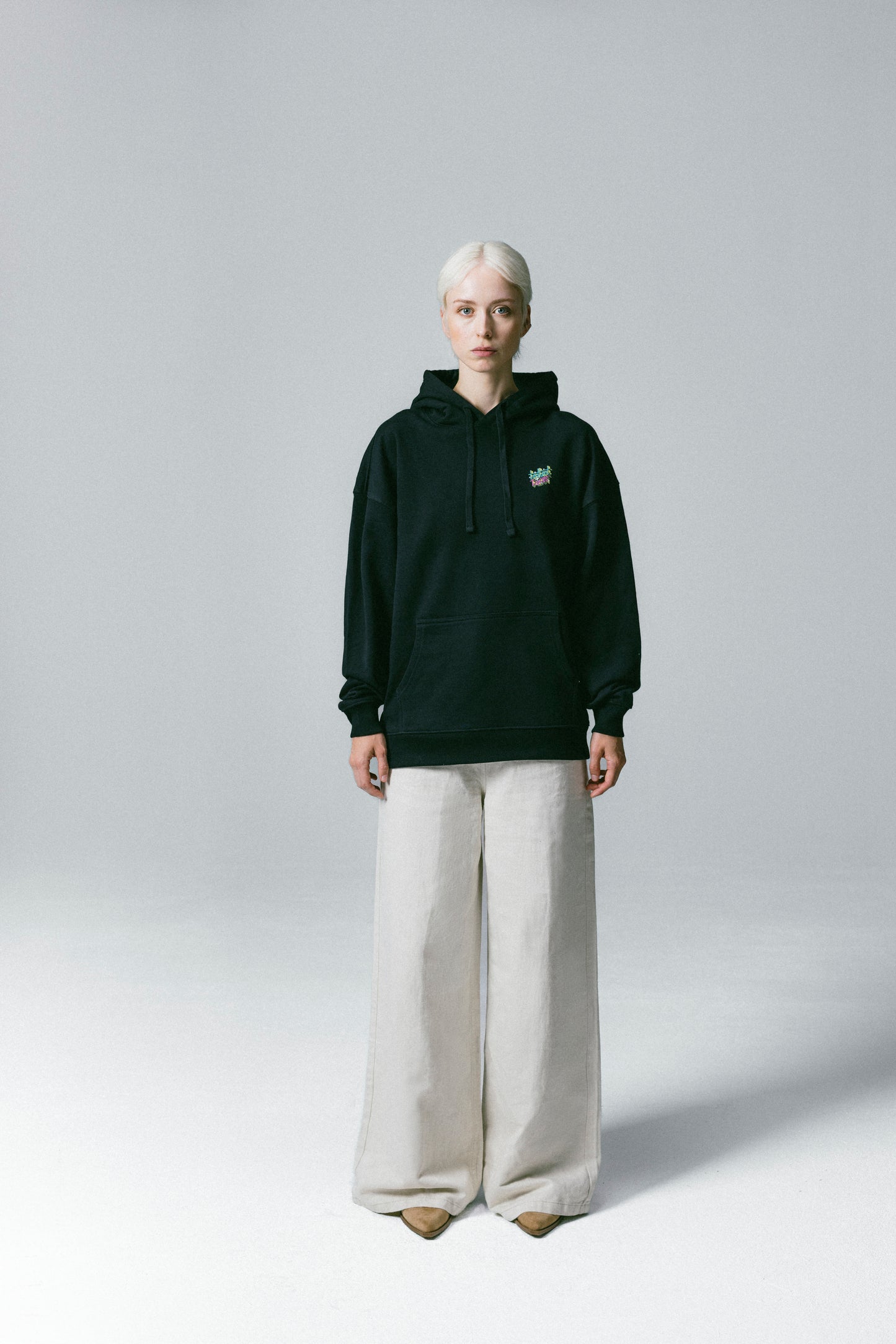 Hoodie - Controlled Chaos Black
